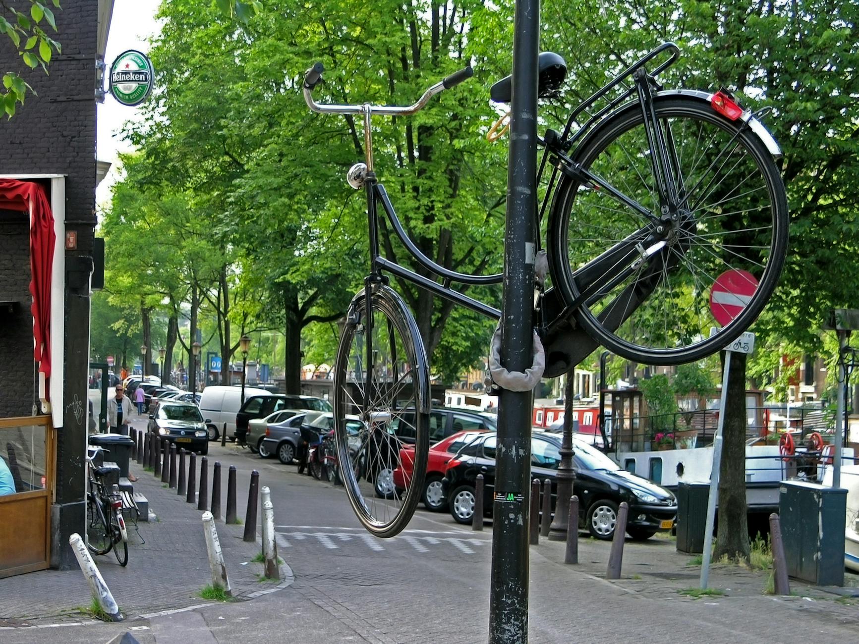 summer evening theft prevention Netherlands