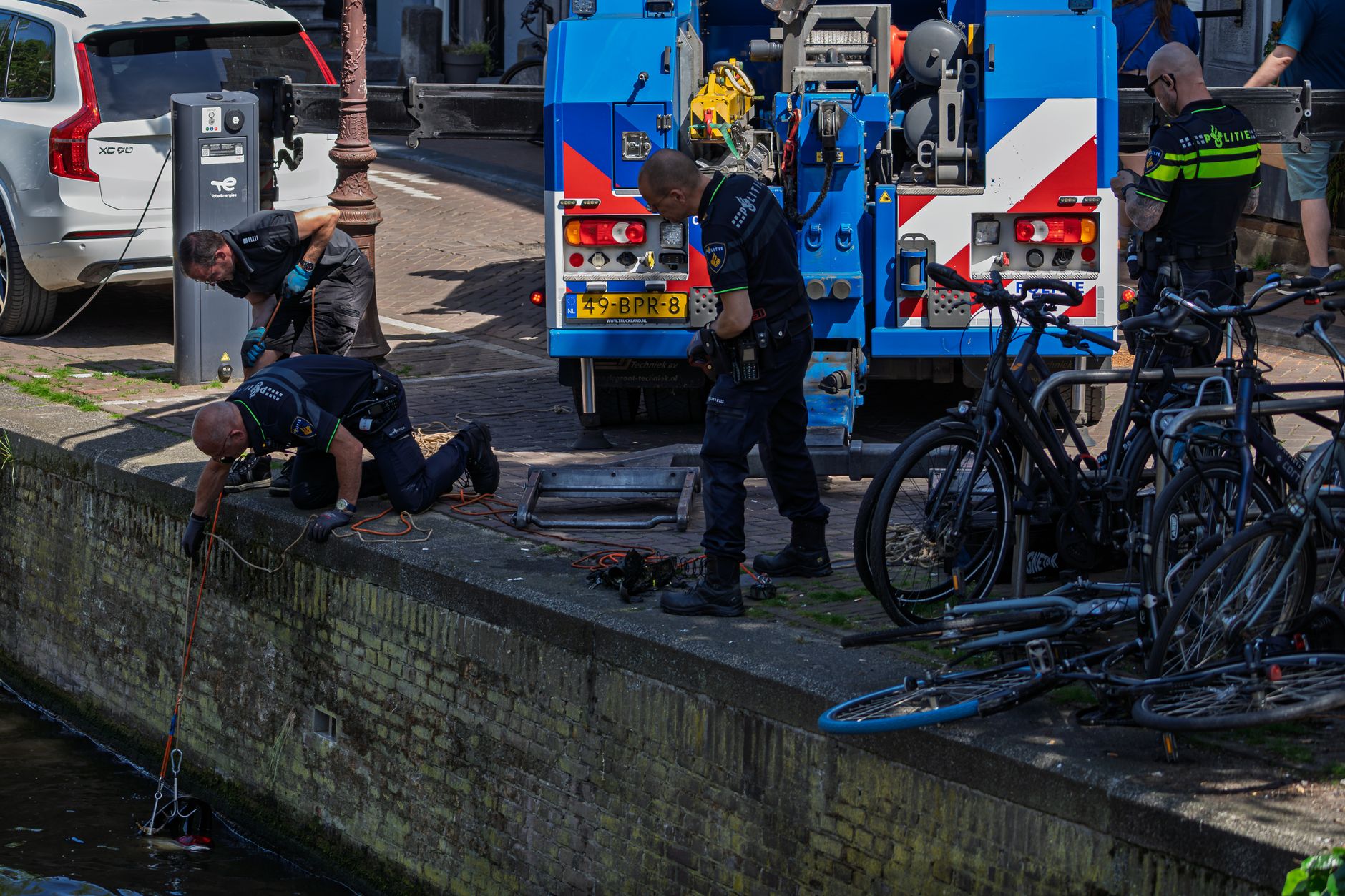 corruption police investigation Netherlands