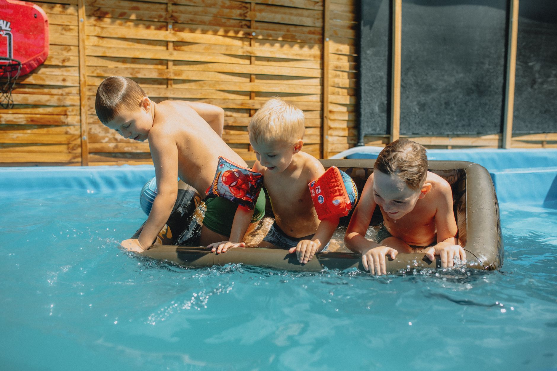 summer children safety