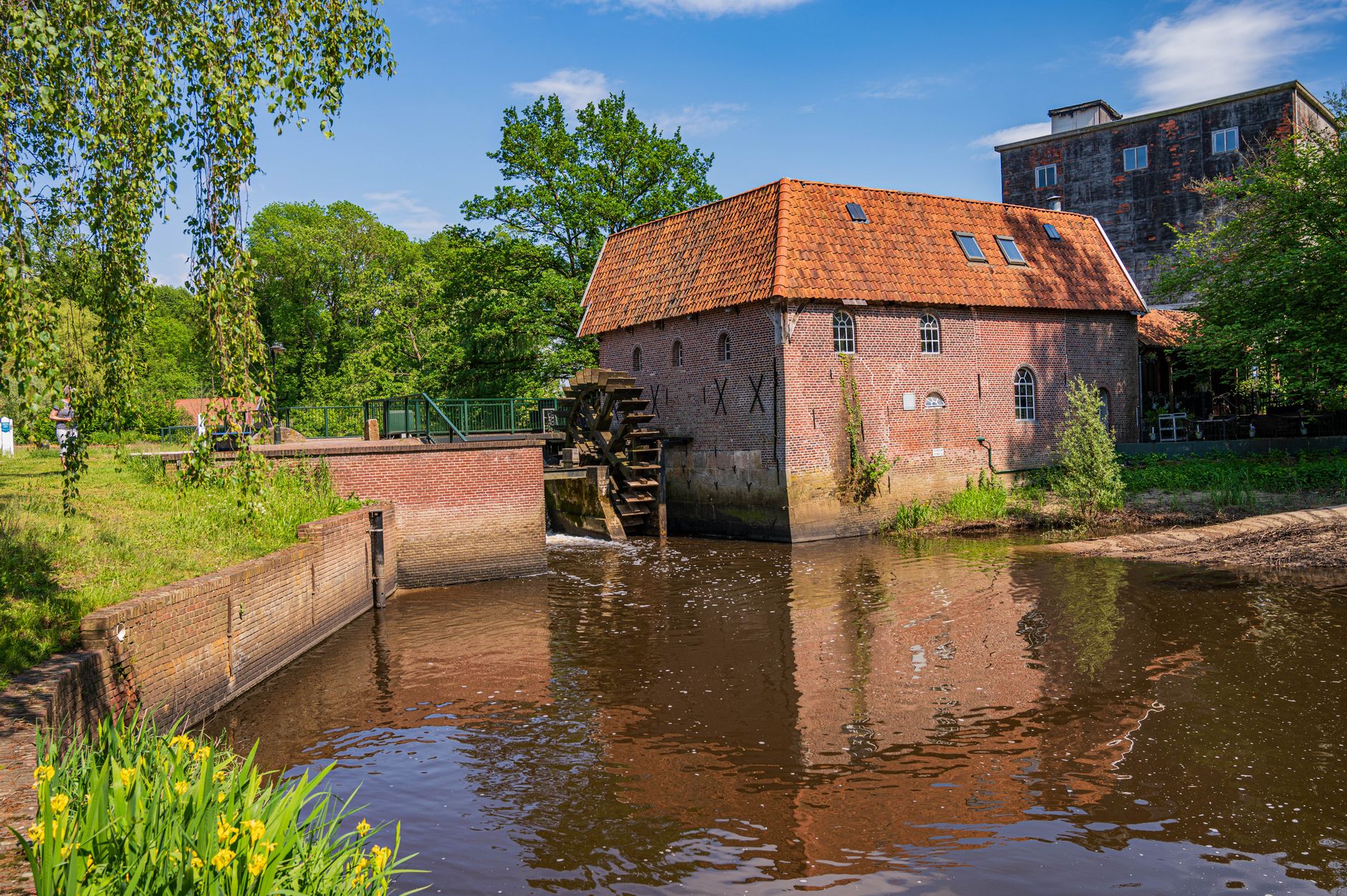 summer watermill estate